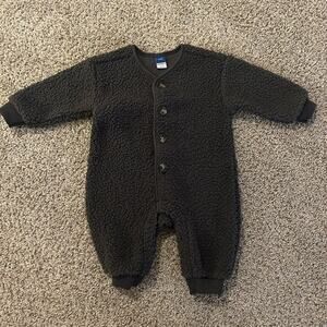 Old Navy Unisex Long-Sleeve Sherpa Button-Front Bodysuit for Baby 0-3 months